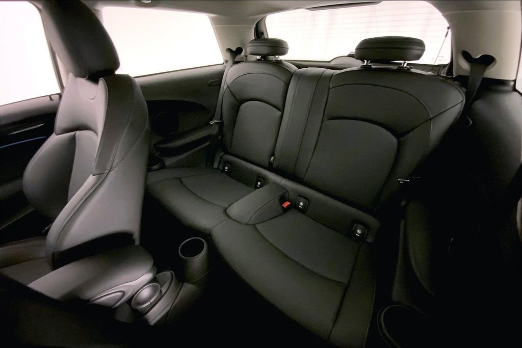 Used 2022 MINI Cooper SE image 14