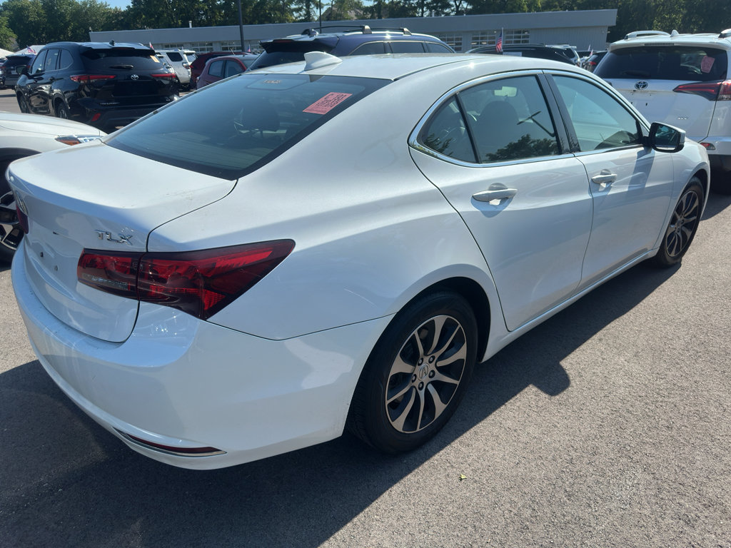 Used 2015 Acura TLX w/ Technology Package FWD image 4