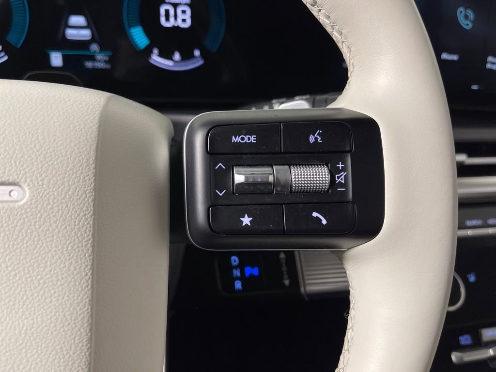 Used 2025 Hyundai Santa Fe SEL image 29