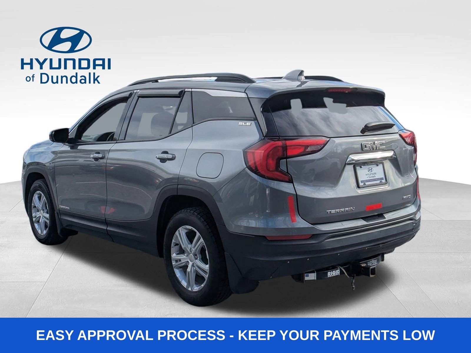 Used 2019 GMC Terrain SLE w/ Driver Convenience Package AWD/4WD image 3