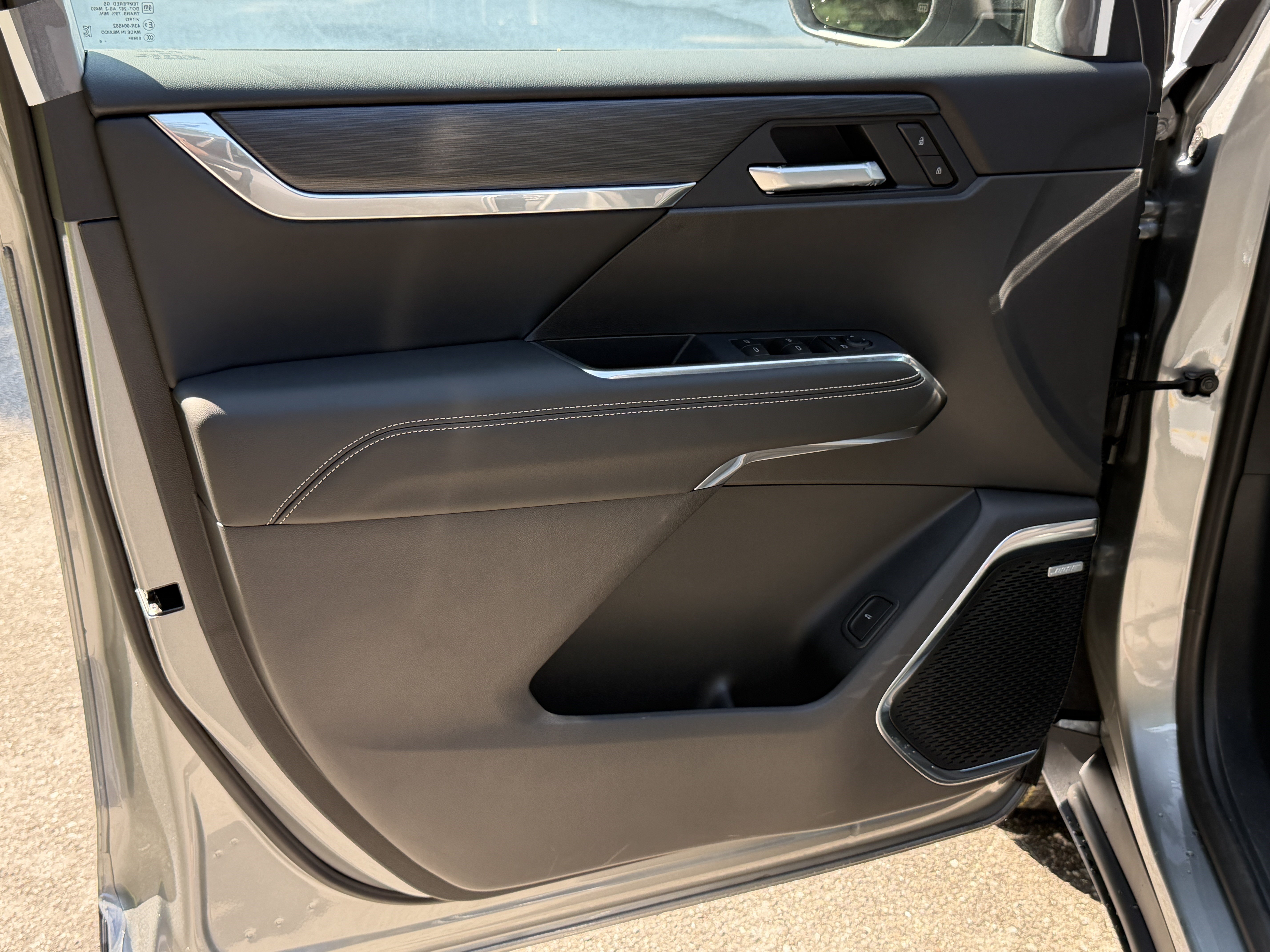 New 2026 GMC Acadia Elevation FWD image 10