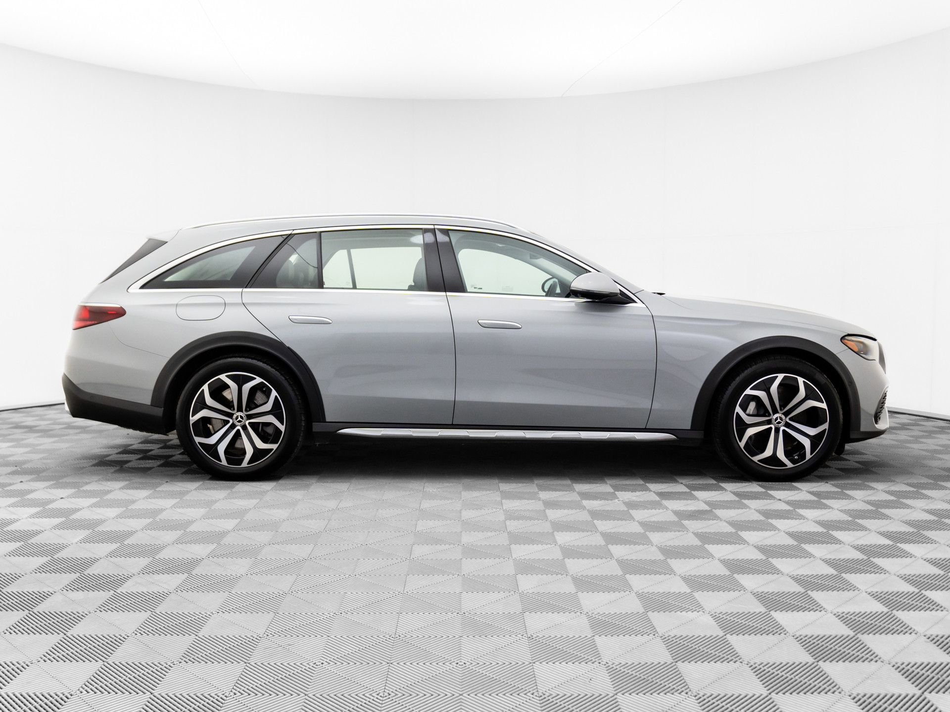 Certified 2025 Mercedes-Benz E 450 4MATIC All-Terrain Wagon image 7