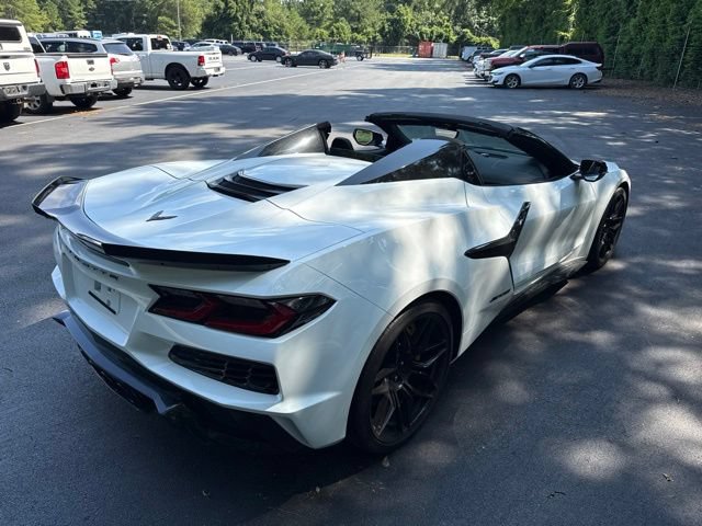 Used 2024 Chevrolet Corvette Z06 RWD image 31