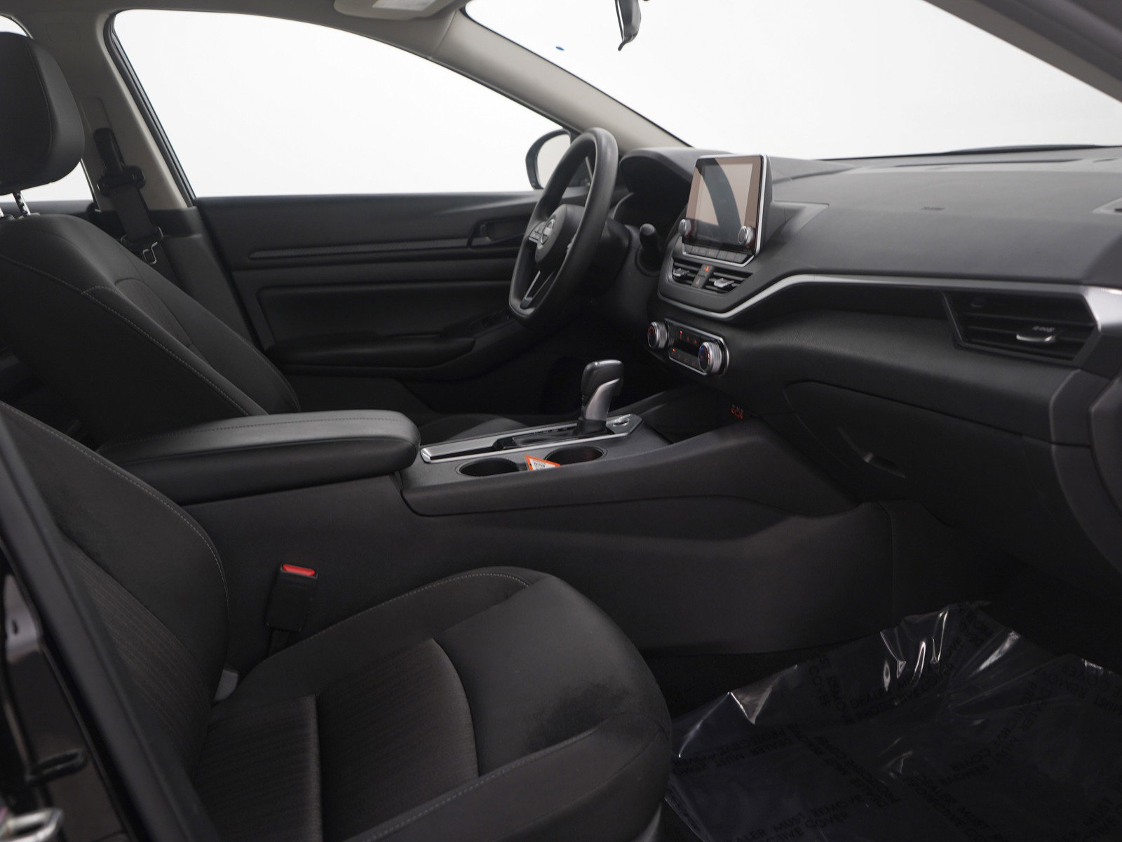 Used 2025 Nissan Altima 2.5 S image 11