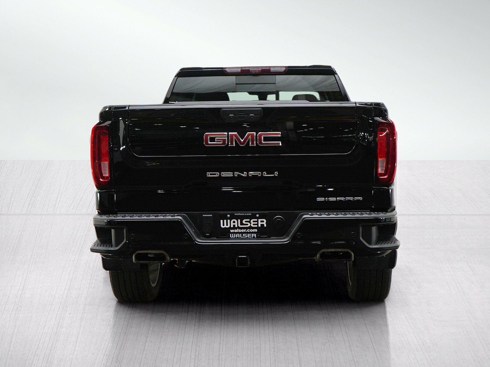 Used 2022 GMC Sierra 1500 Denali w/ Denali Premium Package AWD/4WD image 4