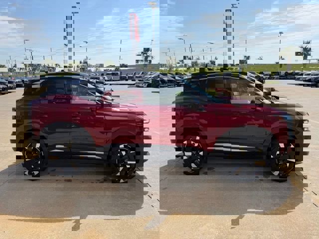 Used 2025 Nissan Kicks SR image 6