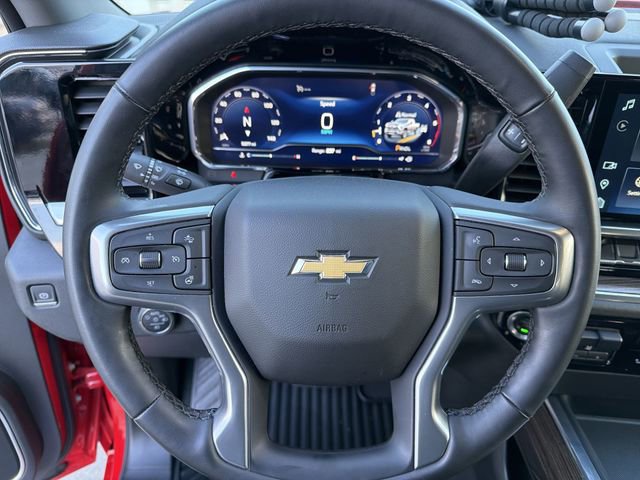 Used 2025 Chevrolet Silverado 2500 LT AWD/4WD image 16