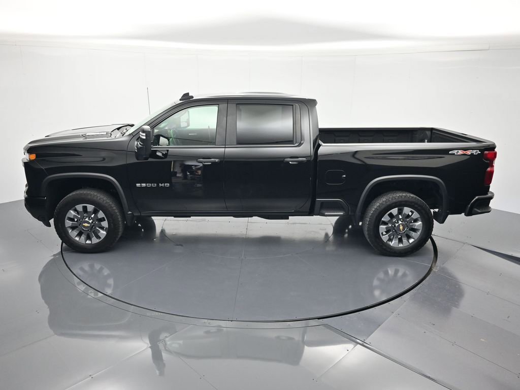 Used 2024 Chevrolet Silverado 2500 Custom w/ Custom Value Package AWD/4WD image 34