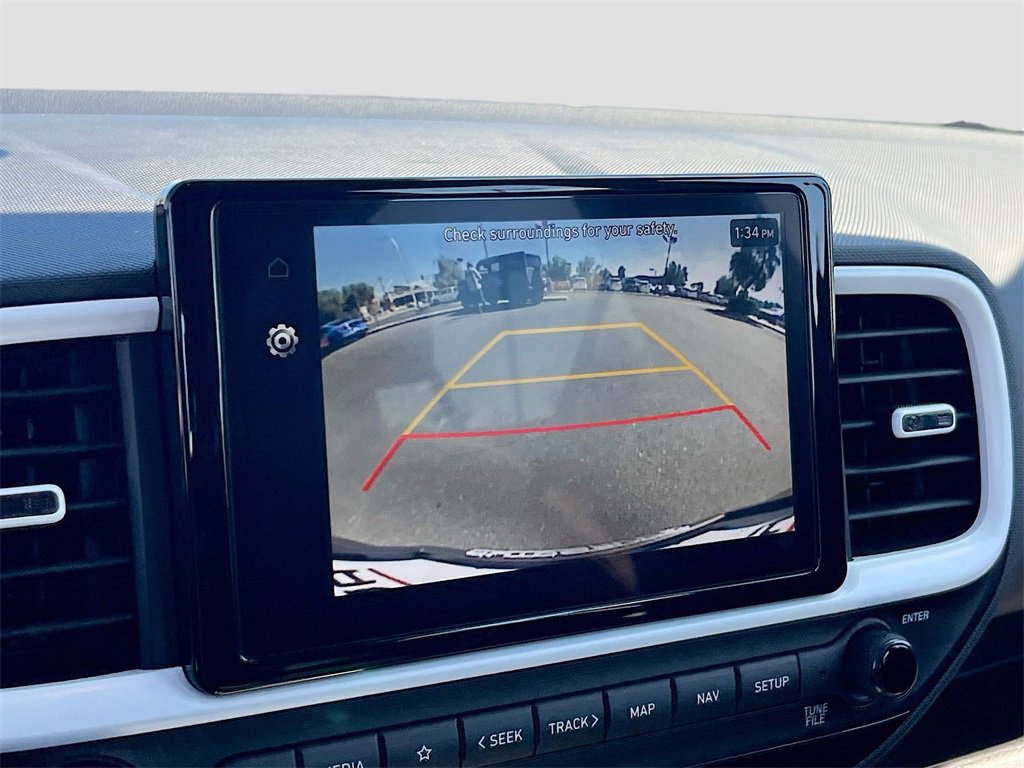 Used 2024 Hyundai Venue Limited image 14