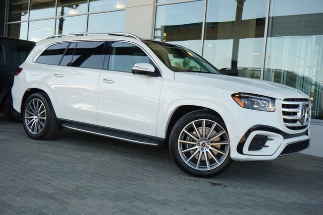 New 2026 Mercedes-Benz GLS 450 4MATIC image 1
