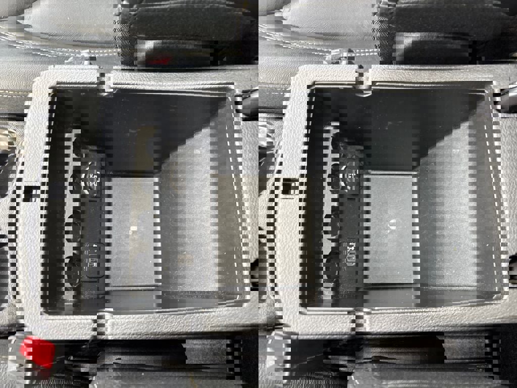 Used 2018 Jeep Cherokee Limited w/ High Altitude Package image 24