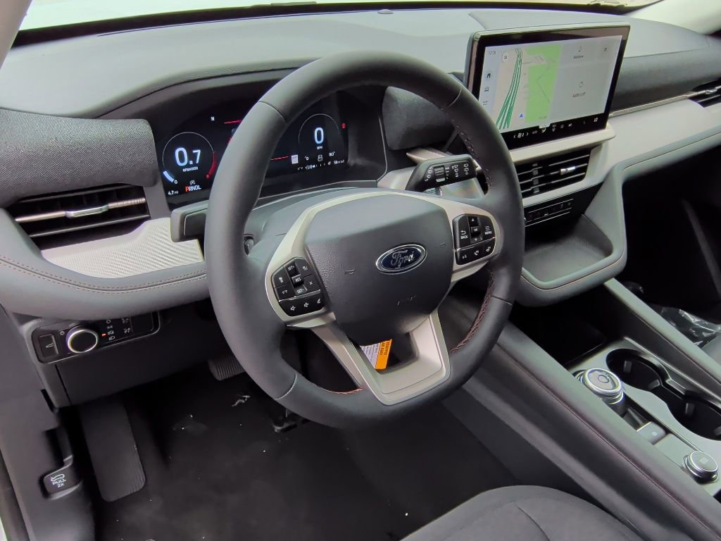New 2026 Ford Explorer Active RWD image 14