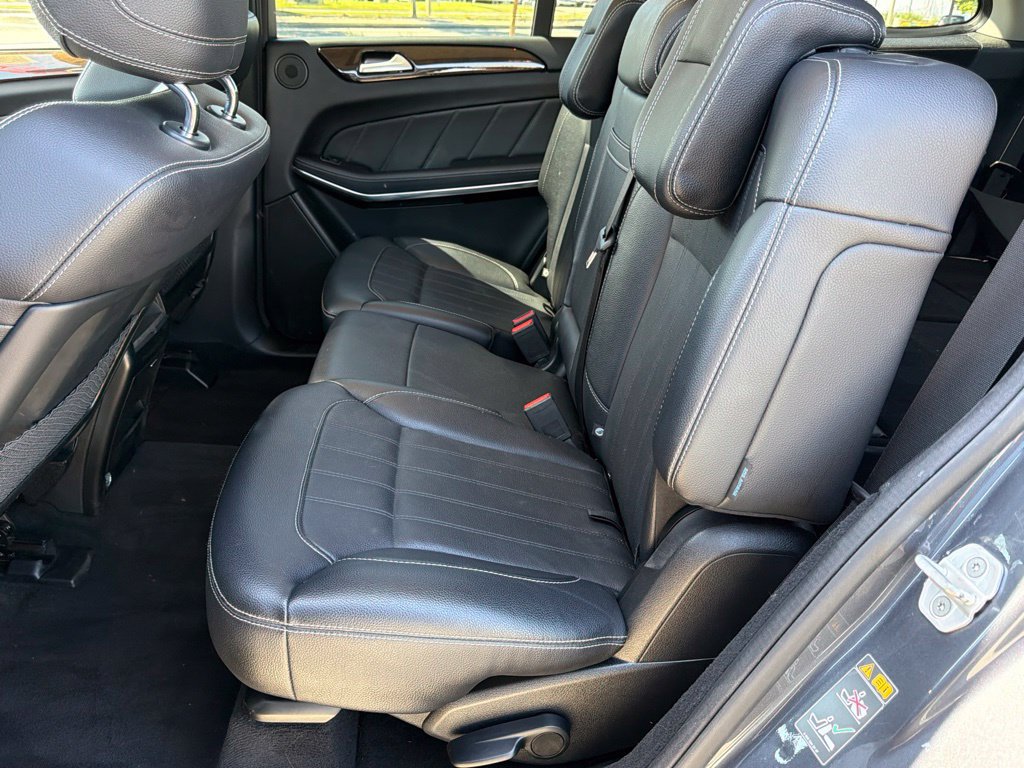 Used 2014 Mercedes-Benz GL 450 4MATIC image 35