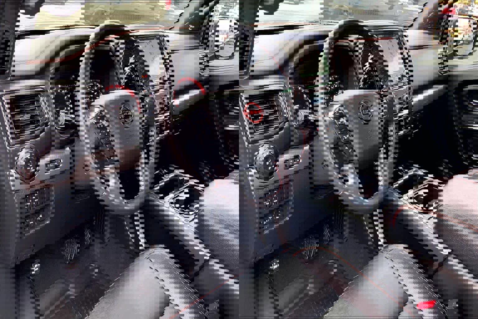 Used 2023 Nissan Titan PRO-4X w/ Pro-4x Convenience Package image 16