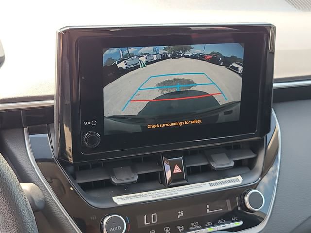 Used 2024 Toyota Corolla LE image 32