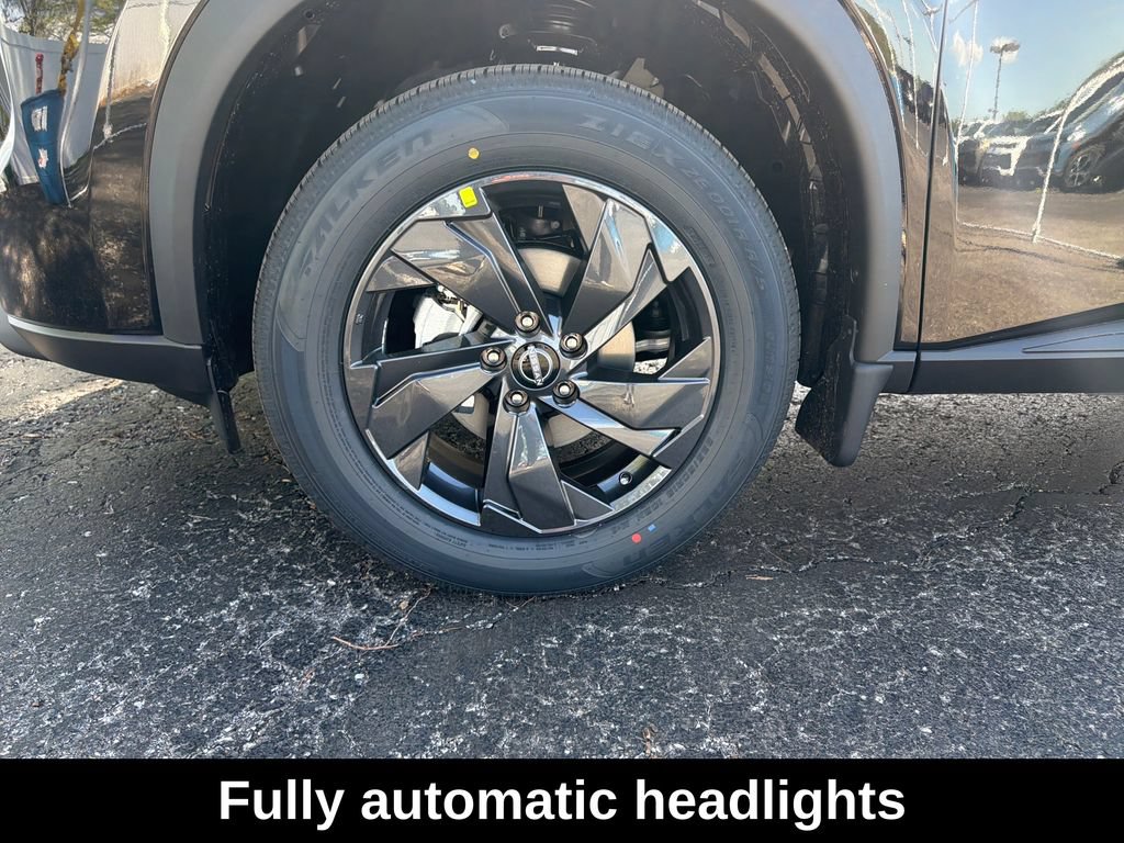 Used 2026 Nissan Rogue SV FWD image 33