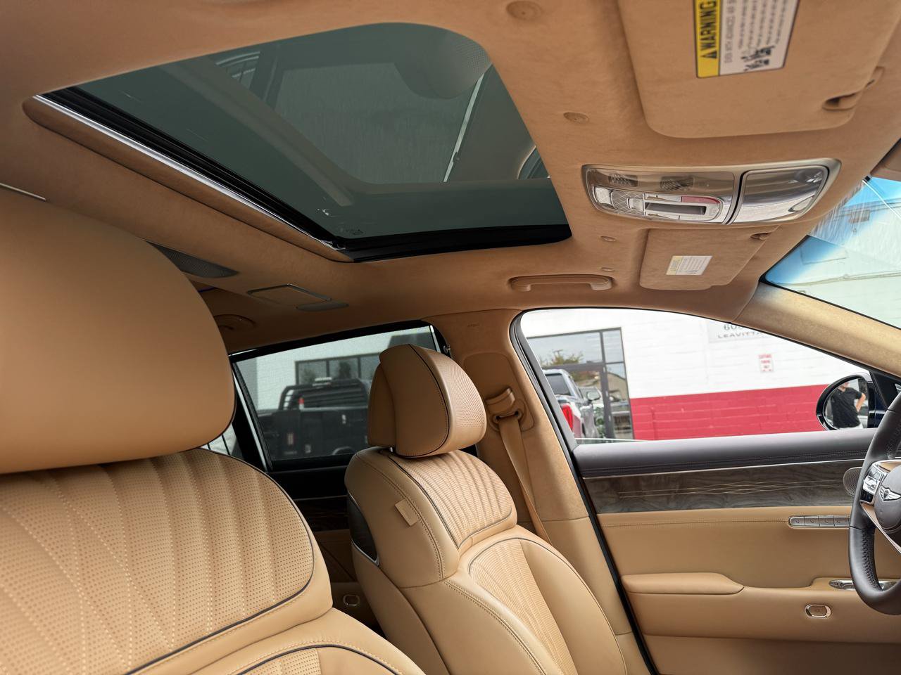 Used 2025 Genesis G90 3.5T AWD/4WD image 28