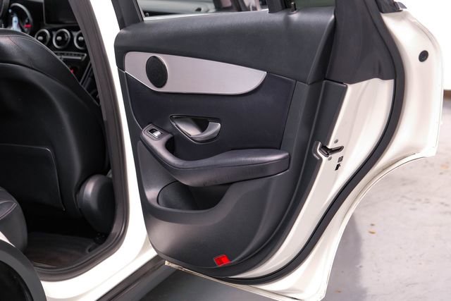 Used 2019 Mercedes-Benz GLC 300 w/ Premium Package image 43