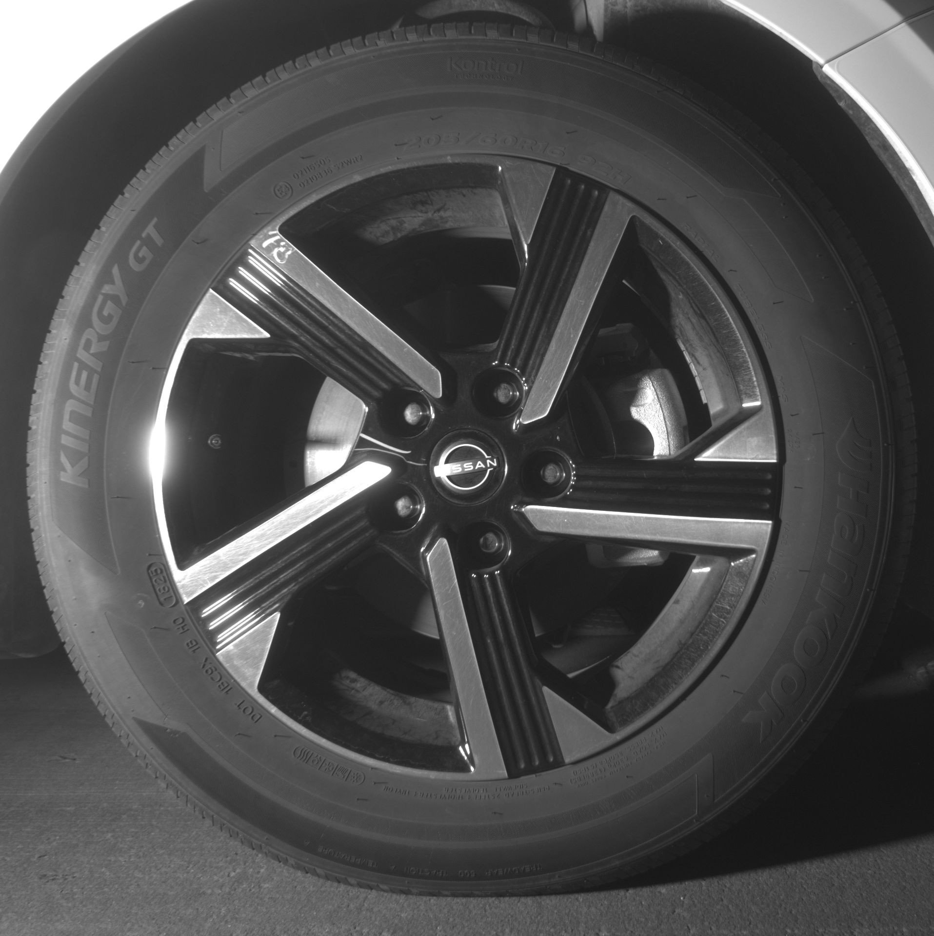 Used 2025 Nissan Sentra SV image 13