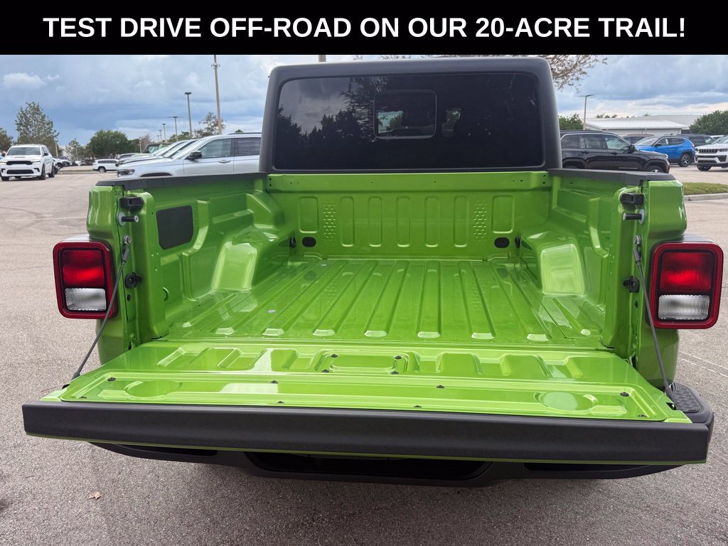 New 2026 Jeep Gladiator Sport AWD/4WD image 36