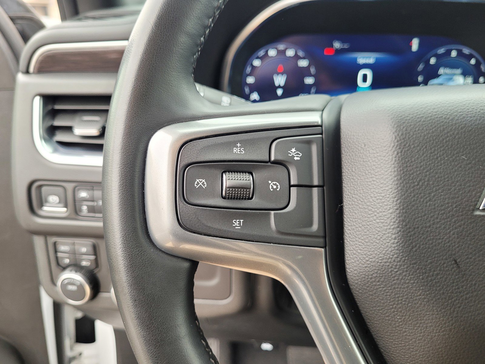 Used 2024 Chevrolet Tahoe LT image 21