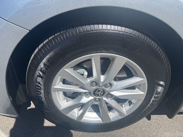 Certified 2025 Toyota Camry LE FWD image 14