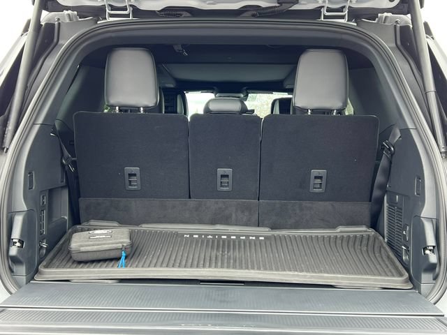 New 2026 Ford Expedition Platinum w/ Stealth Performance Package AWD/4WD image 38