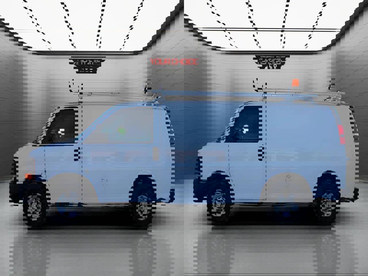 Used 2012 Chevrolet Express 2500 image 8