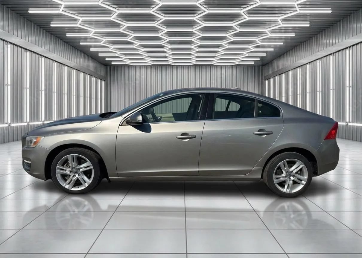 Used 2015 Volvo S60 T5 Premier w/ Convenience Package AWD/4WD image 2