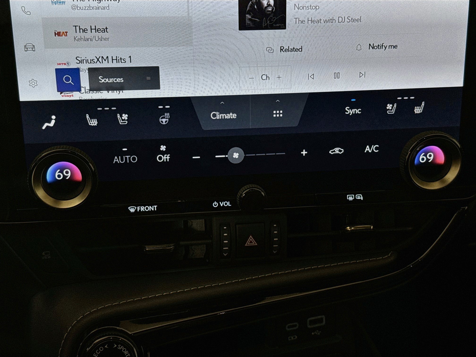 Certified 2025 Lexus NX 350h AWD w/ Accessory Package (2T) image 19