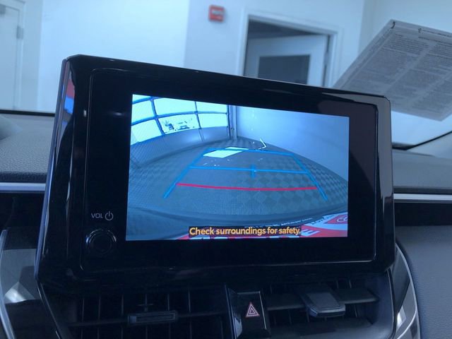 Used 2025 Toyota Corolla Cross LE image 20