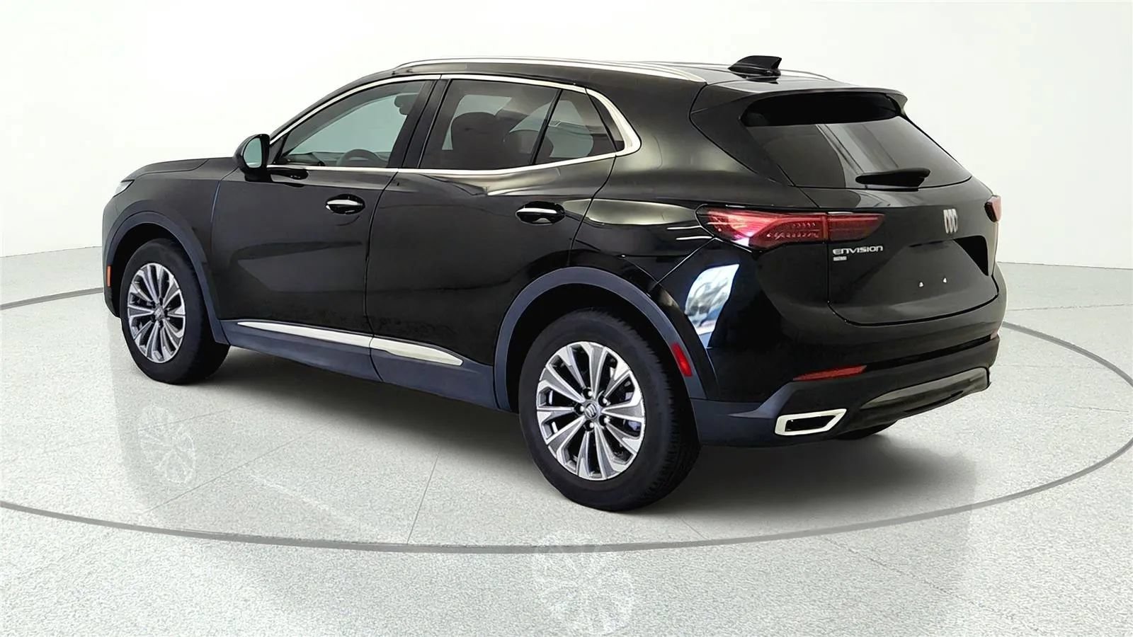 Used 2024 Buick Envision Preferred AWD/4WD image 4
