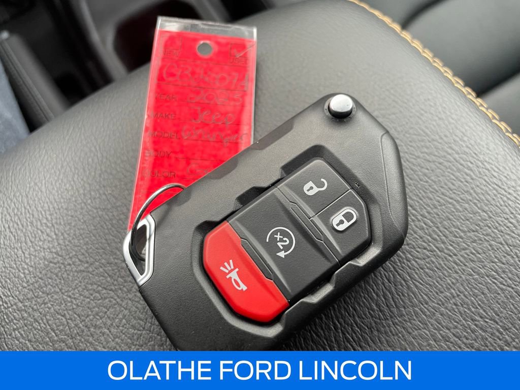 Used 2025 Jeep Wrangler Sahara w/ Safety Group image 34