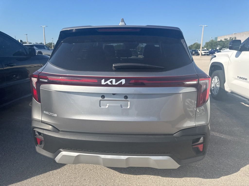 Certified 2026 Kia Seltos LX image 4