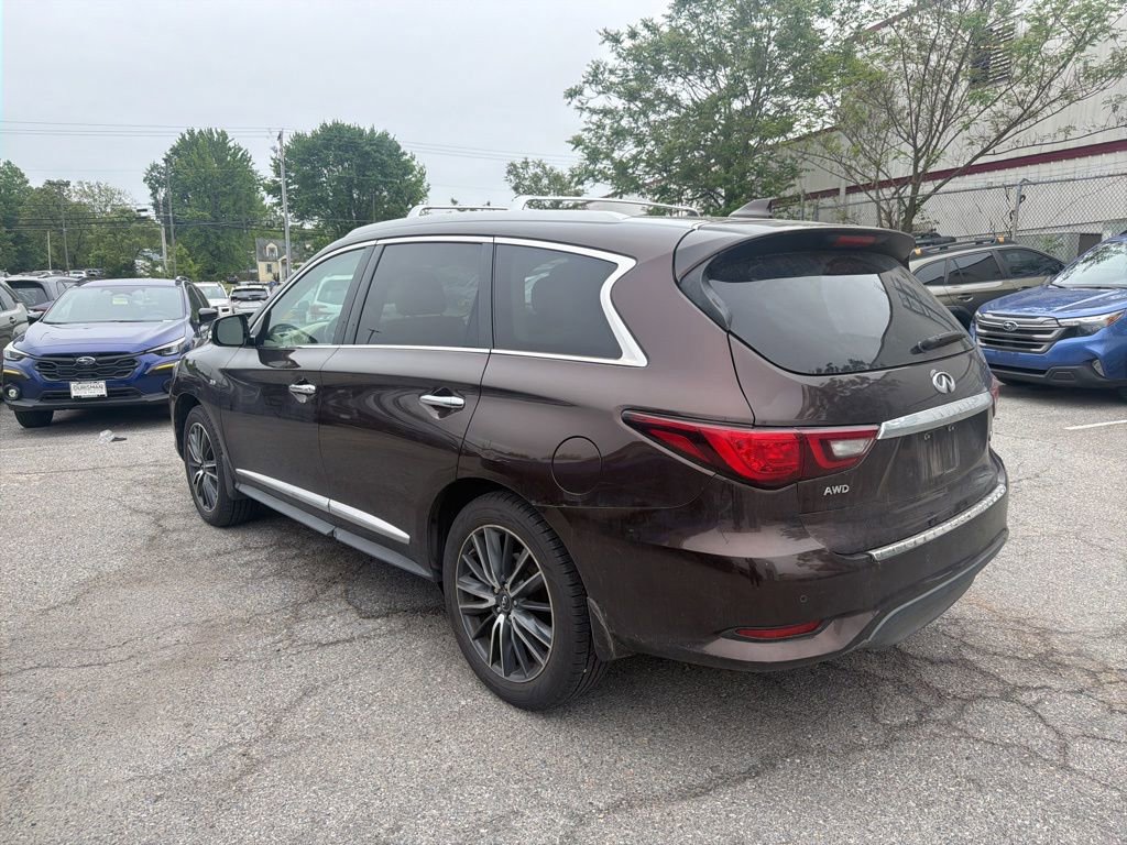 Used 2019 INFINITI QX60 Luxe w/ Sensory Package AWD/4WD image 7