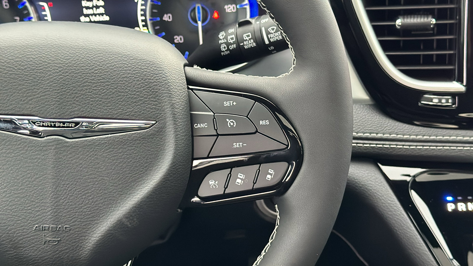 New 2026 Chrysler Pacifica Limited FWD image 21