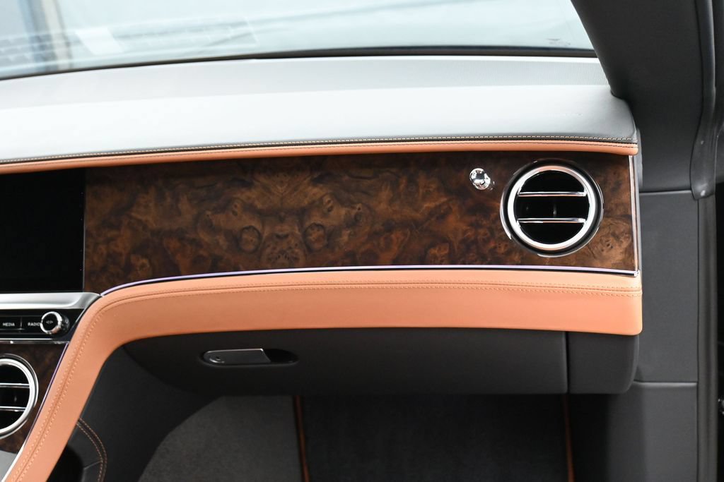 Used 2026 Bentley Continental GT AWD/4WD image 27