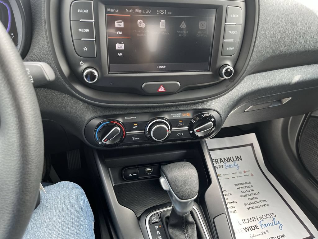 Certified 2025 Kia Soul LX w/ LX Technology Package FWD image 24