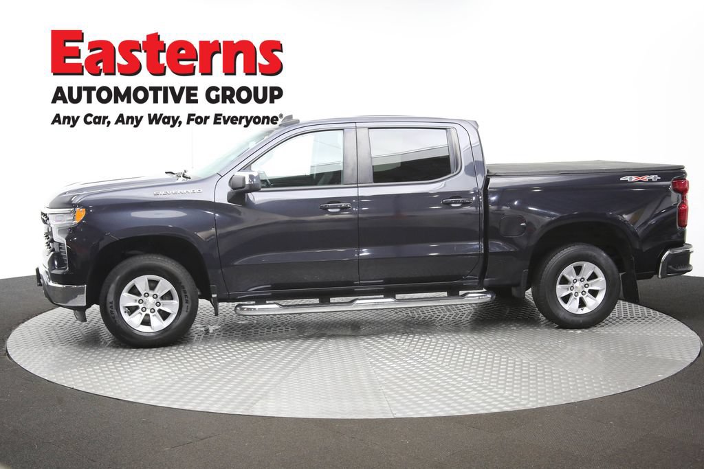 Used 2022 Chevrolet Silverado 1500 LT w/ Convenience Package II AWD/4WD image 59