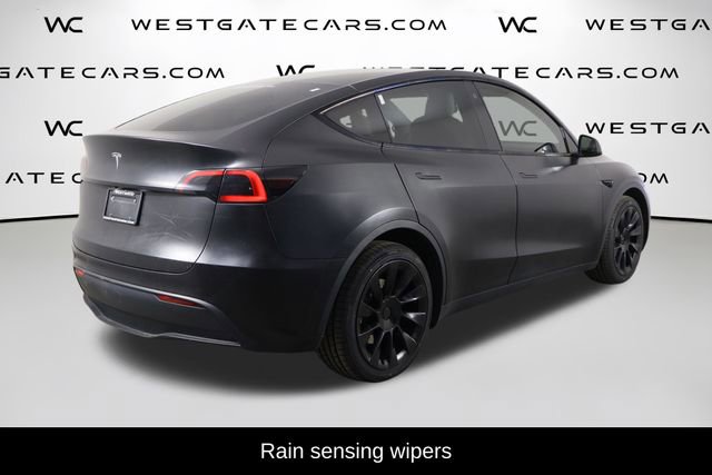 Used 2021 Tesla Model Y Long Range AWD/4WD image 40