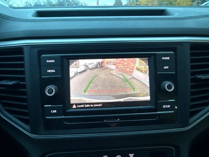 Used 2018 Volkswagen Atlas S image 27