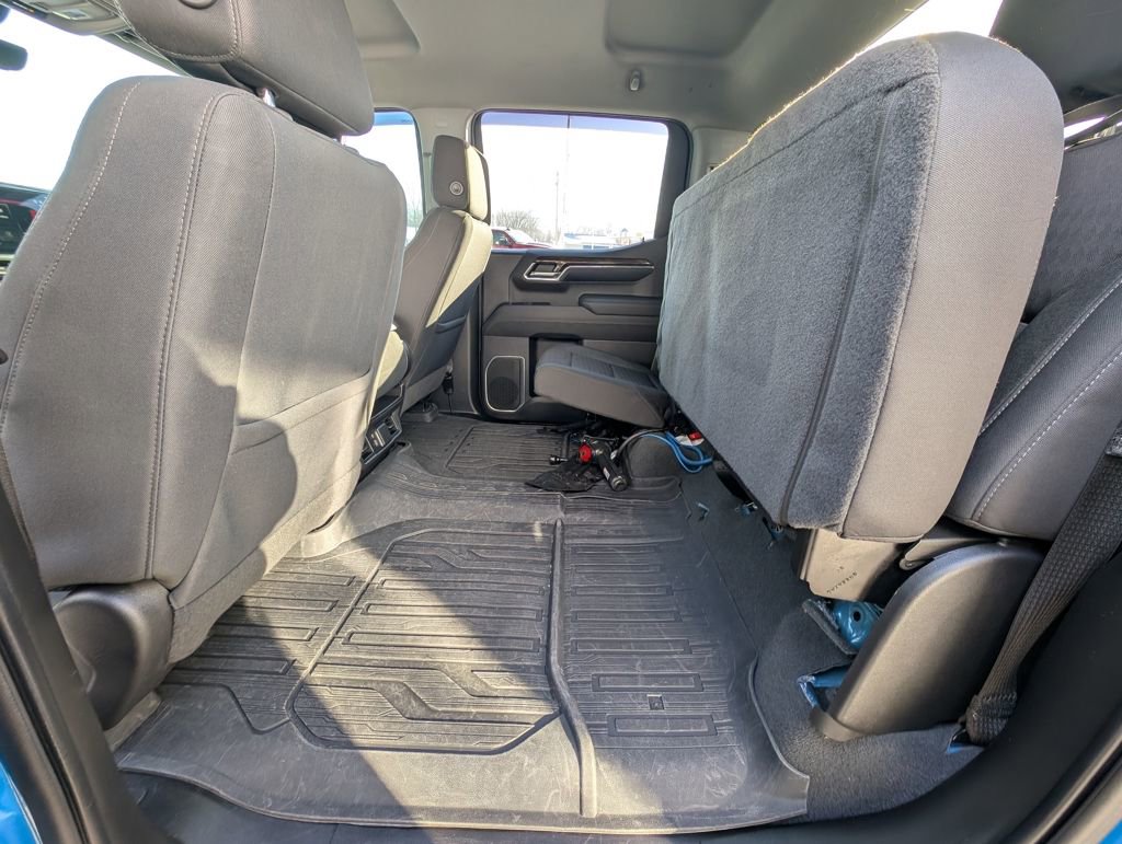 Used 2023 GMC Sierra 1500 Elevation image 18