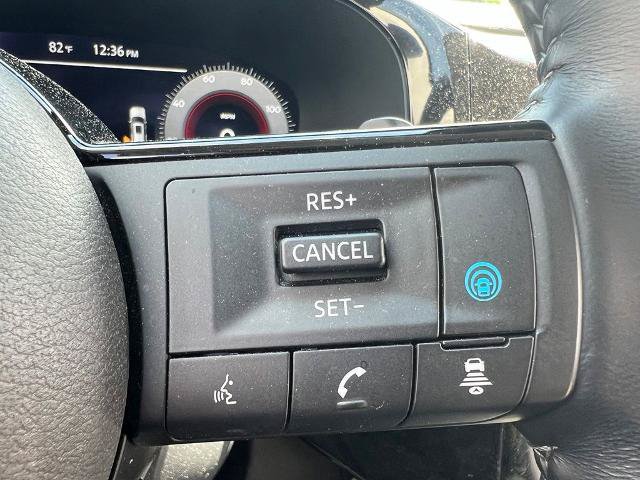 Certified 2022 Nissan Pathfinder Platinum AWD/4WD image 30