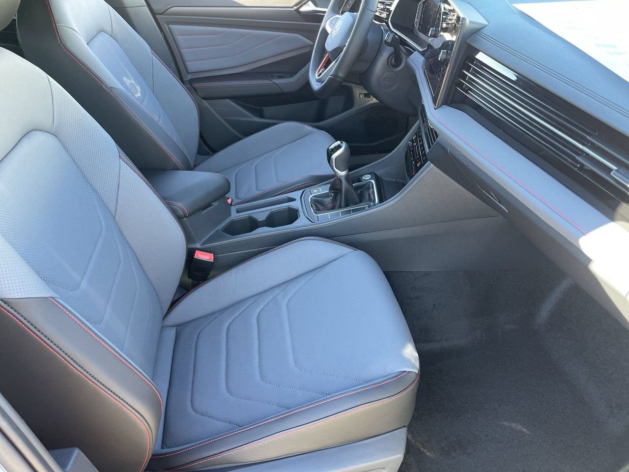 New 2026 Volkswagen Jetta GLI Autobahn FWD image 8