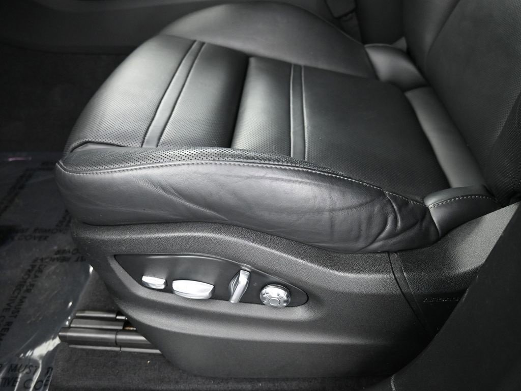 Used 2019 Porsche Cayenne image 6