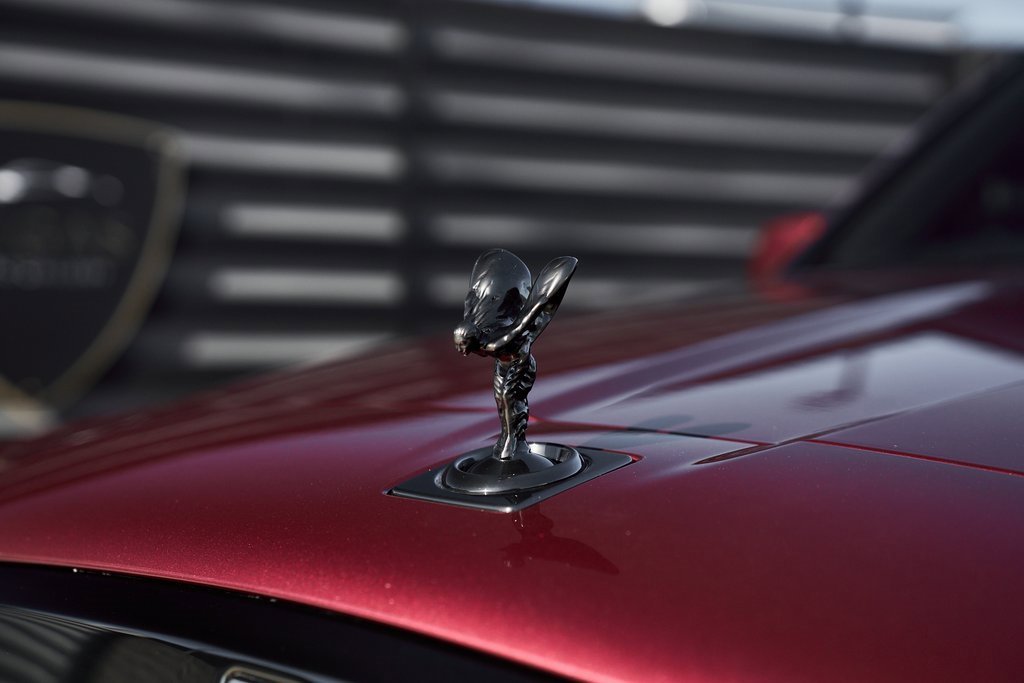 Used 2022 Rolls-Royce Cullinan Black Badge image 7