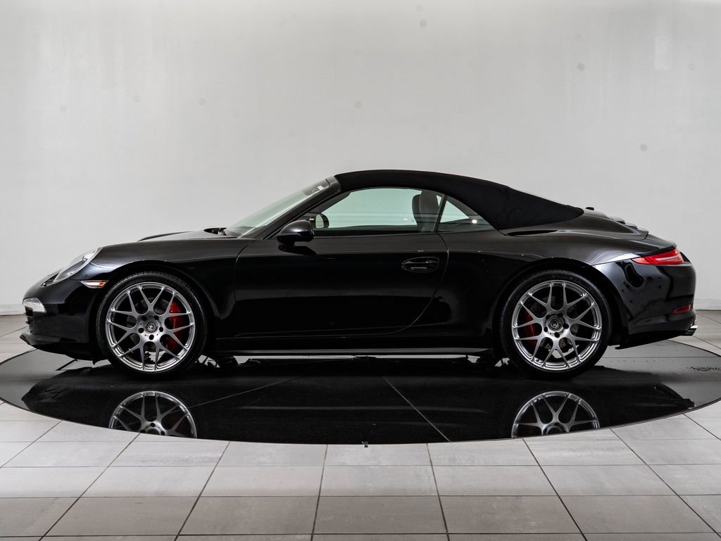 Used 2013 Porsche 911 Carrera 4S image 2