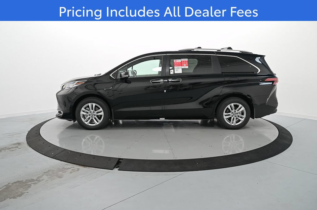 New 2026 Toyota Sienna Limited FWD image 9
