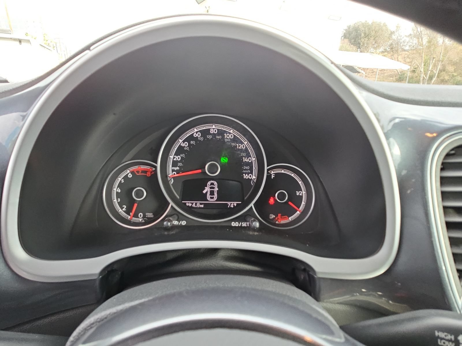 Used 2018 Volkswagen Beetle 2.0T S FWD image 18