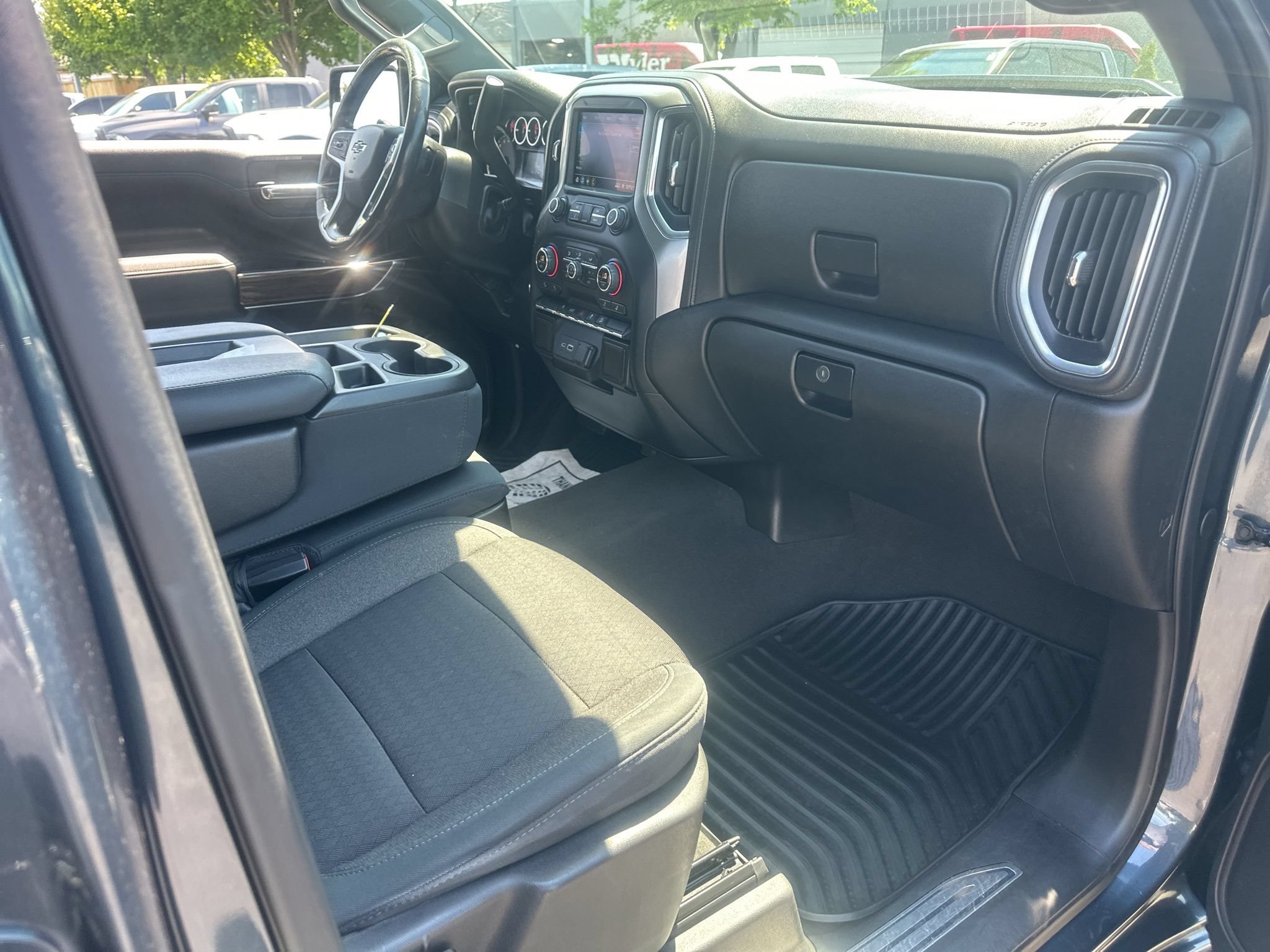 Used 2019 Chevrolet Silverado 1500 RST w/ All-Star Edition AWD/4WD image 13
